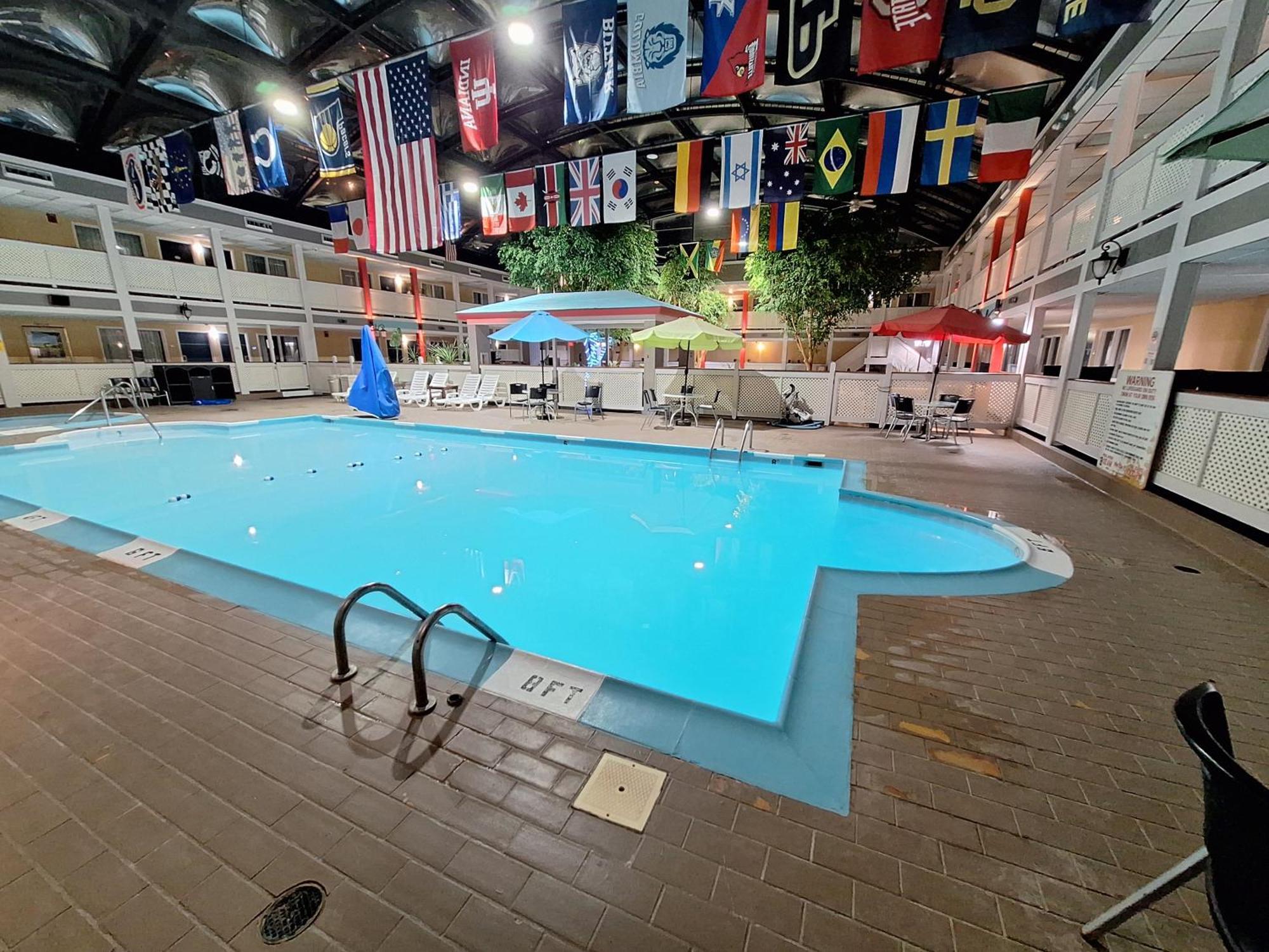 Travelodge By Wyndham Indianapolis Speedway Exteriér fotografie